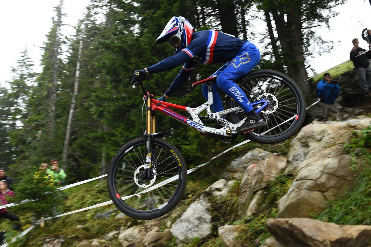 Loris — VTT Downhill